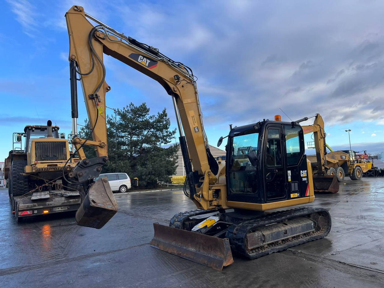CAT 308E2CR - 履带式挖掘机:图1 CAT 308E2CR - 履带式挖掘机:图1