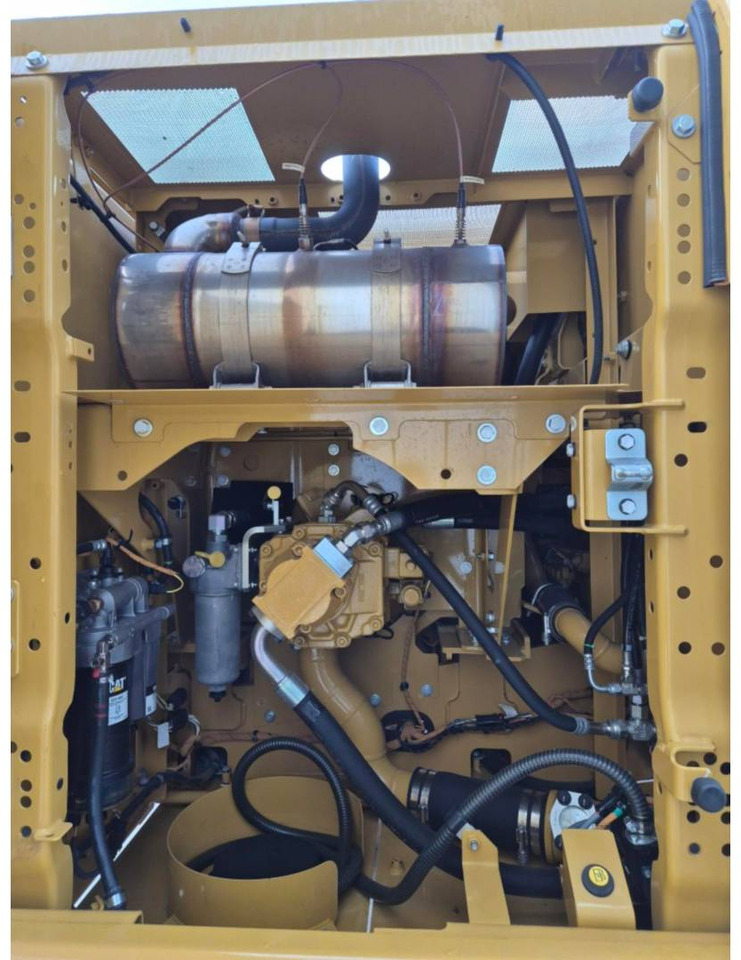 履带式挖掘机 CAT 320GC：图7