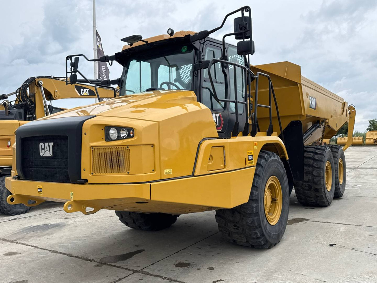 CAT 730 - 铰接式自卸车:图2 CAT 730 - 铰接式自卸车:图2