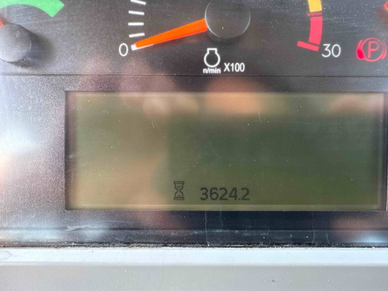 CAT 730 - 铰接式自卸车:图5 CAT 730 - 铰接式自卸车:图5