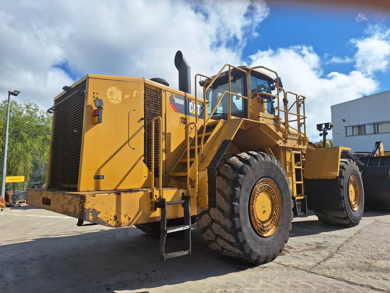 CAT 988H - 轮式装载机:图3 CAT 988H - 轮式装载机:图3