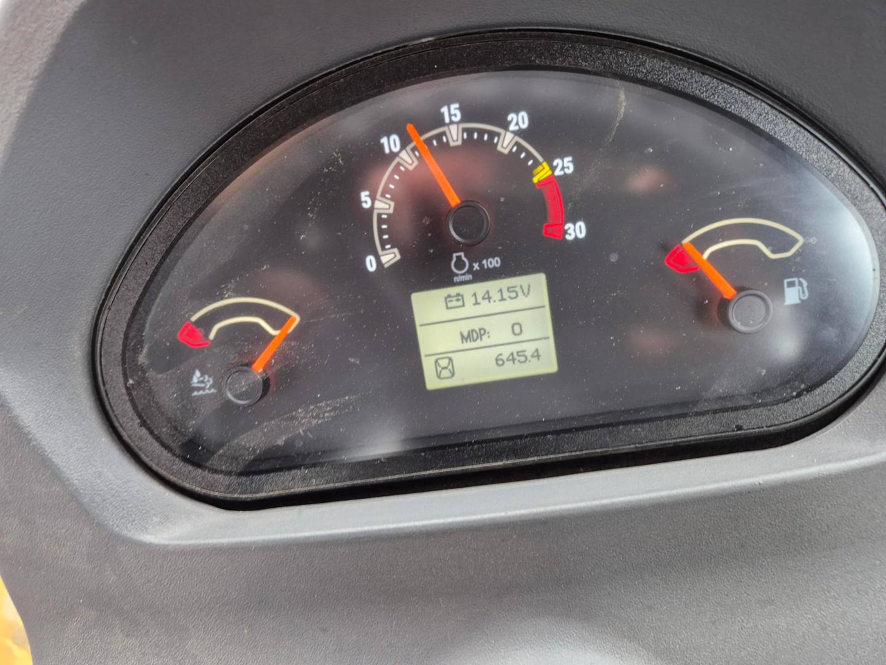 CAT CS12GC - 压实机:图5 CAT CS12GC - 压实机:图5