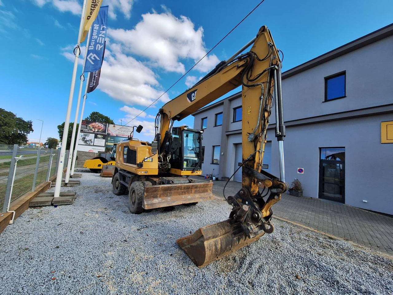 CAT M318F - 轮式挖掘机:图2 CAT M318F - 轮式挖掘机:图2