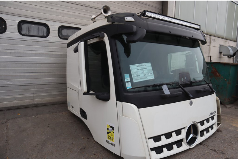 Mercedes-Benz L-STREAMSPACE 2.3MM 320 TUNNEL - 驾驶室和内部 适用于 卡车:图3 Mercedes-Benz L-STREAMSPACE 2.3MM 320 TUNNEL - 驾驶室和内部 适用于 卡车:图3