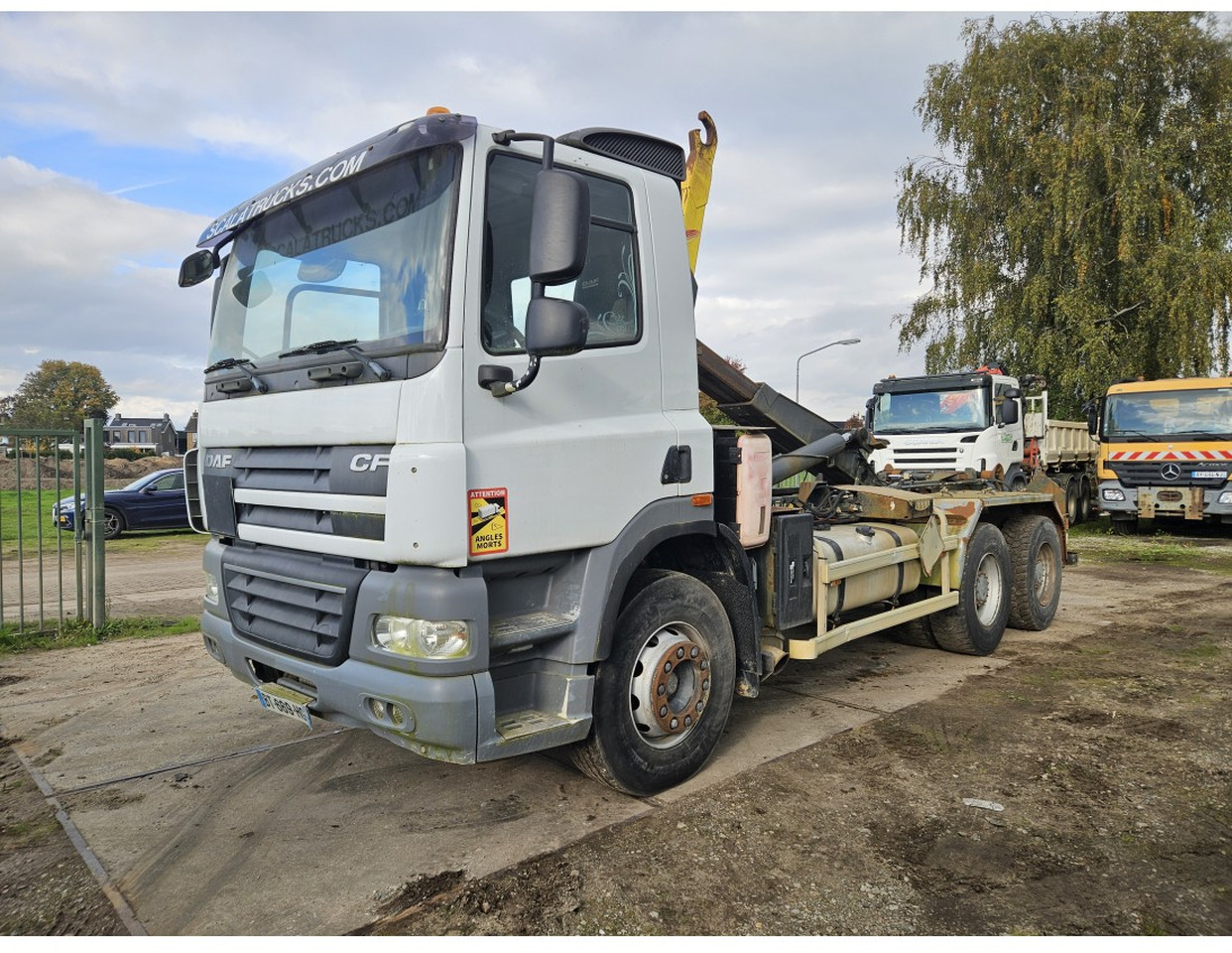 DAF CF85.460 6x4 hooklift full sping suspension Automatic gearbox 2011 - 吊钩升降车:图1 DAF CF85.460 6x4 hooklift full sping suspension Automatic gearbox 2011 - 吊钩升降车:图1