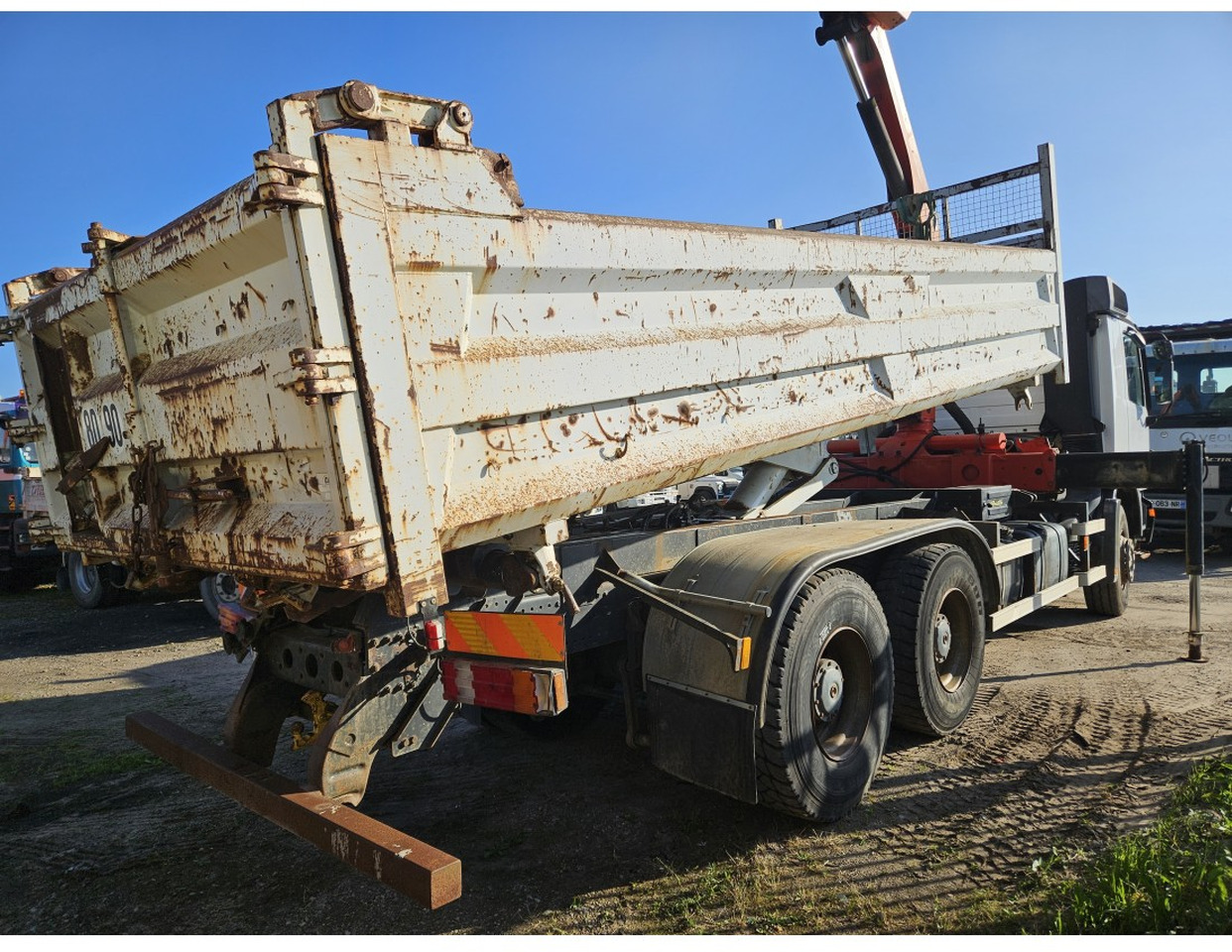 MERCEDES ACTROS 2636 6X4 TIPPER CRANE 15002 EPS - 翻斗车, 起重车:图4 MERCEDES ACTROS 2636 6X4 TIPPER CRANE 15002 EPS - 翻斗车, 起重车:图4
