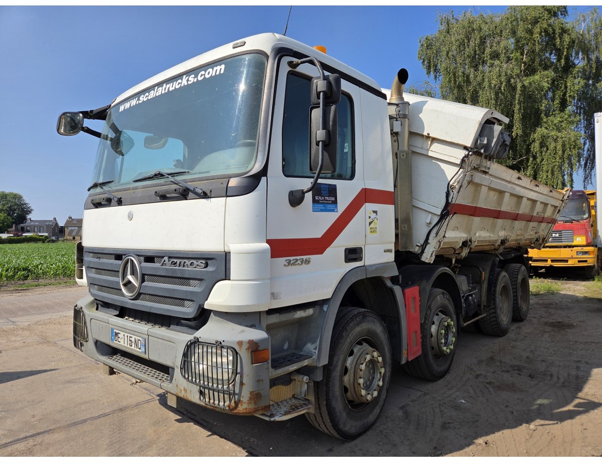 Mercedes Actros 3236 8x4 2-Side Tipper EPS Gearbox 3 Pedals - 翻斗车:图4 Mercedes Actros 3236 8x4 2-Side Tipper EPS Gearbox 3 Pedals - 翻斗车:图4