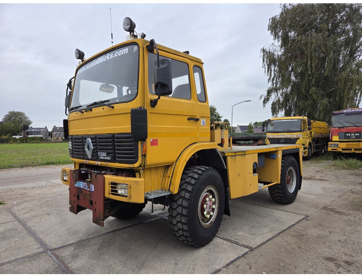 RENAULT M170 4x4 TRACTOR UNIT FULL SPRING SUSPENSION VERY LOW MILEAGE - 牵引车:图1 RENAULT M170 4x4 TRACTOR UNIT FULL SPRING SUSPENSION VERY LOW MILEAGE - 牵引车:图1