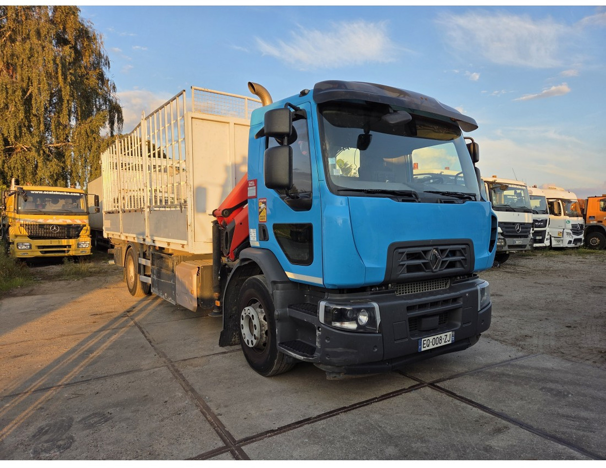 Renault C 280 4X2 Palfinger PK12002 EH Kran Crane Remote Control Automat flatbed truck - 栏板式/ 平板卡车, 起重车:图5 Renault C 280 4X2 Palfinger PK12002 EH Kran Crane Remote Control Automat flatbed truck - 栏板式/ 平板卡车, 起重车:图5