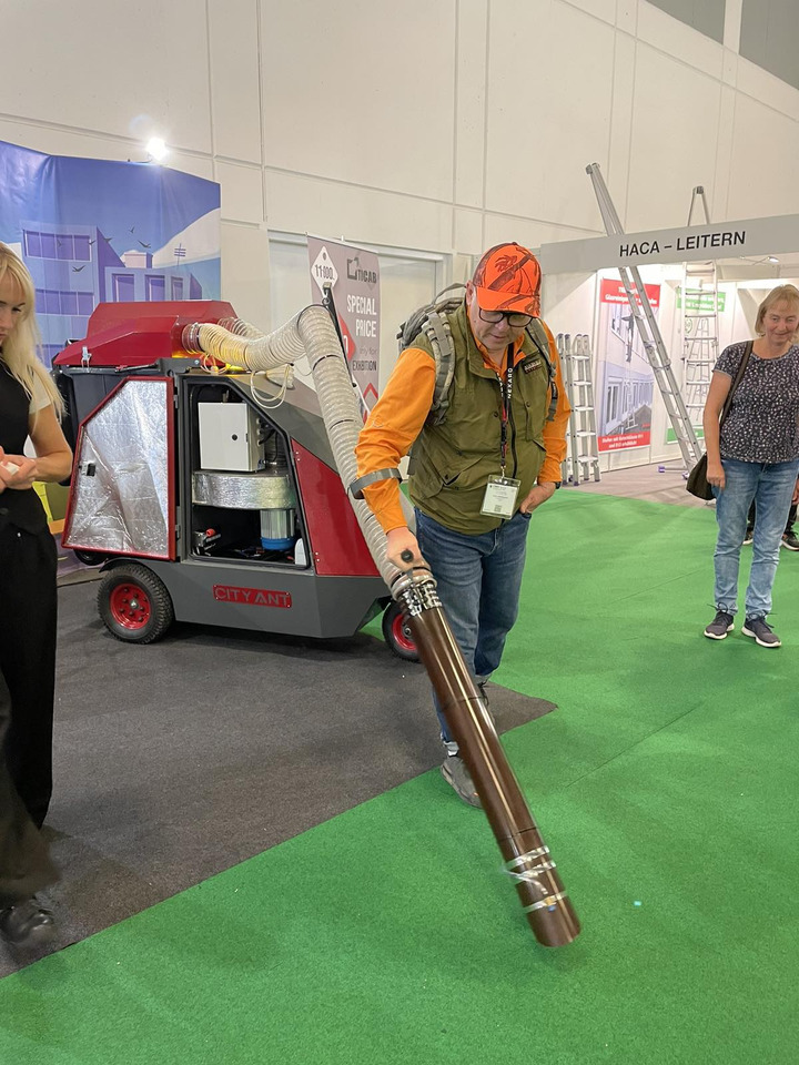 ТІСАВ Street Vacuum Cleaner, Outdoor Vacuum Sweeper, Manufacturer, City Ant - 工业真空吸尘器:图5 ТІСАВ Street Vacuum Cleaner, Outdoor Vacuum Sweeper, Manufacturer, City Ant - 工业真空吸尘器:图5