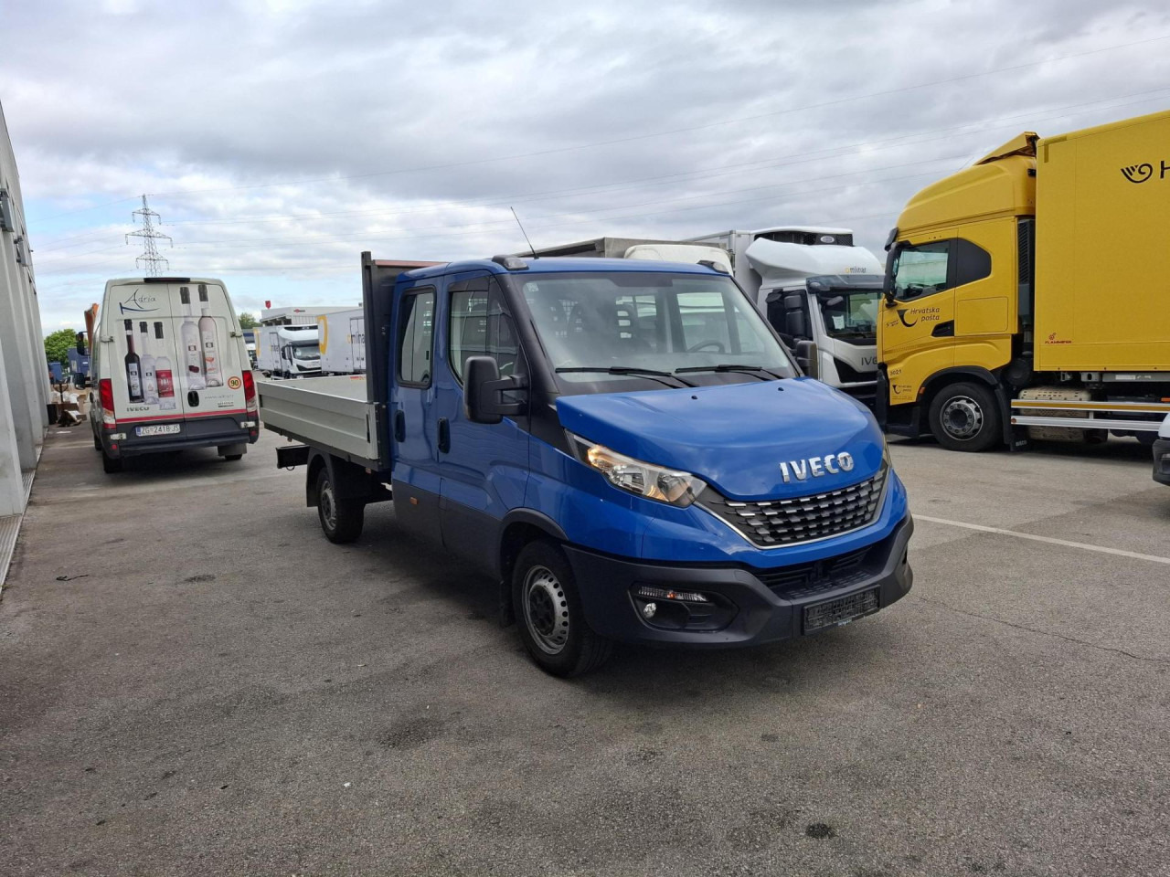 IVECO Daily 35S16A8 - 无侧窗厢式货车, 康比货车:图2 IVECO Daily 35S16A8 - 无侧窗厢式货车, 康比货车:图2