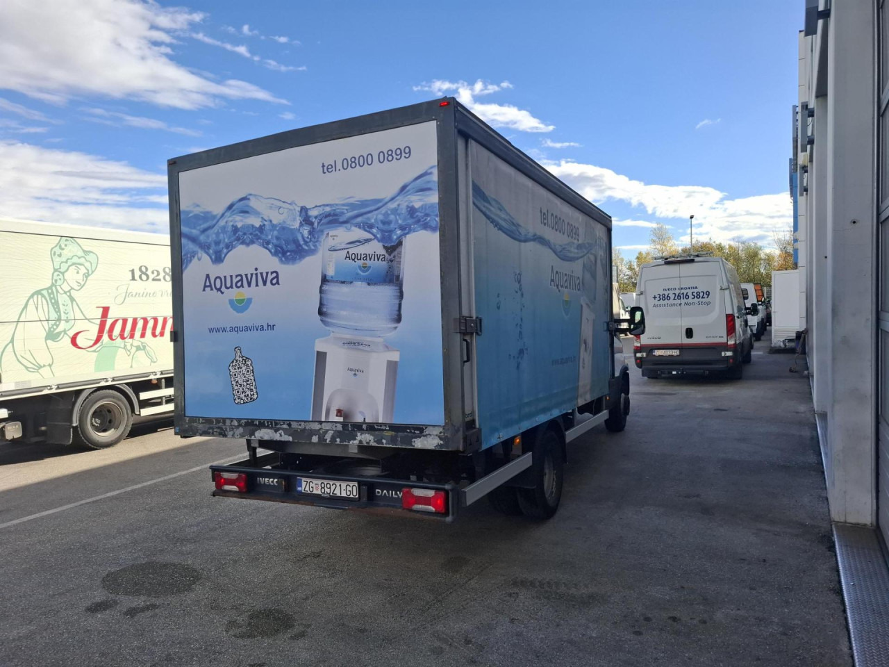 IVECO Daily 70C15 - 侧帘货车:图4 IVECO Daily 70C15 - 侧帘货车:图4