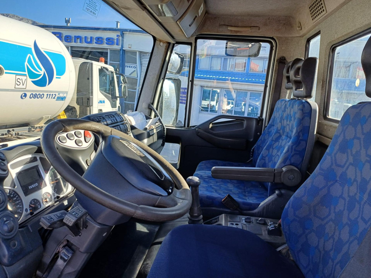 IVECO Daily Eurocargo ML180E28/P - 翻斗车:图3 IVECO Daily Eurocargo ML180E28/P - 翻斗车:图3
