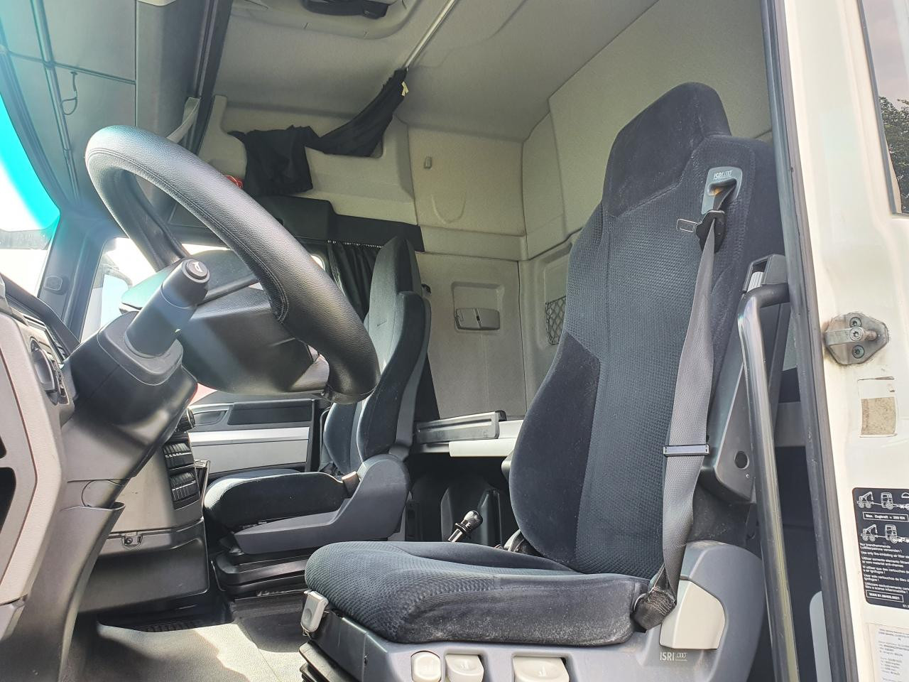 牵引车 MAN TGX 18.480 BLS：图12