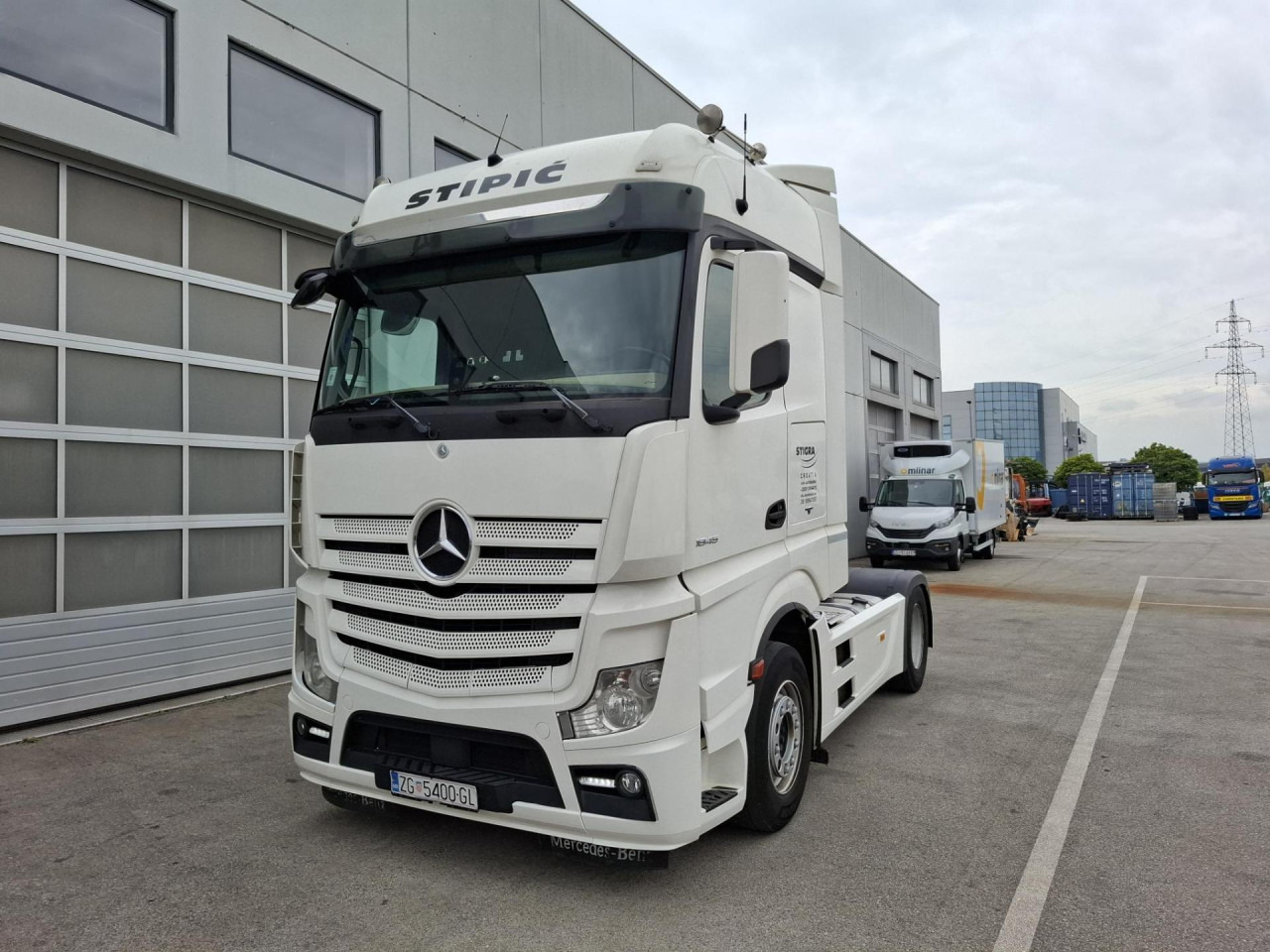 MERCEDES-BENZ Actros 1845 - 牵引车:图1 MERCEDES-BENZ Actros 1845 - 牵引车:图1
