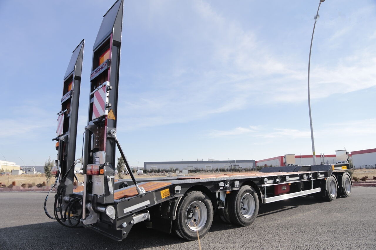 Scorpion Trailer SCORPION TRAILER UNUSED 4 AXLE LOWLOADER (MANUFACTURER COMPANY) - 低装载拖车:图4 Scorpion Trailer SCORPION TRAILER UNUSED 4 AXLE LOWLOADER (MANUFACTURER COMPANY) - 低装载拖车:图4