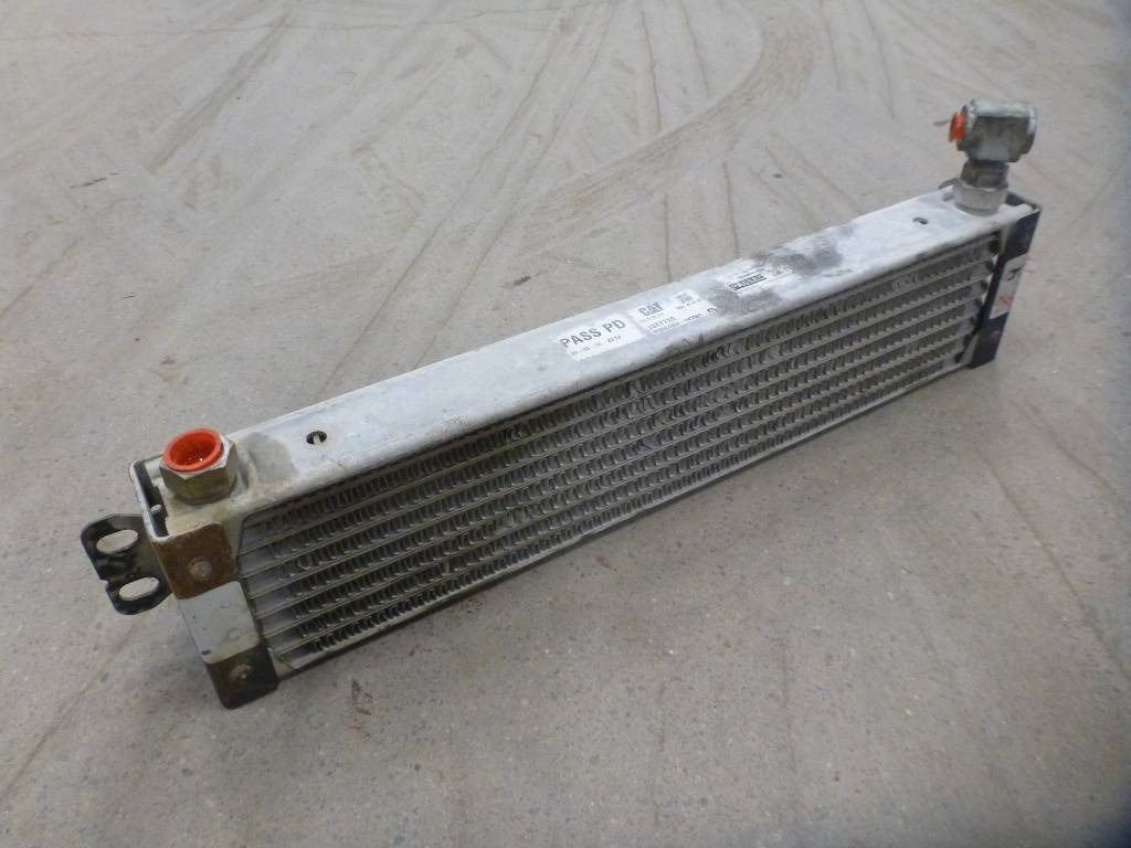 CAT 324 E, Bränslekylare 338-7728 - 散热器 适用于 建筑机械:图1 CAT 324 E, Bränslekylare 338-7728 - 散热器 适用于 建筑机械:图1