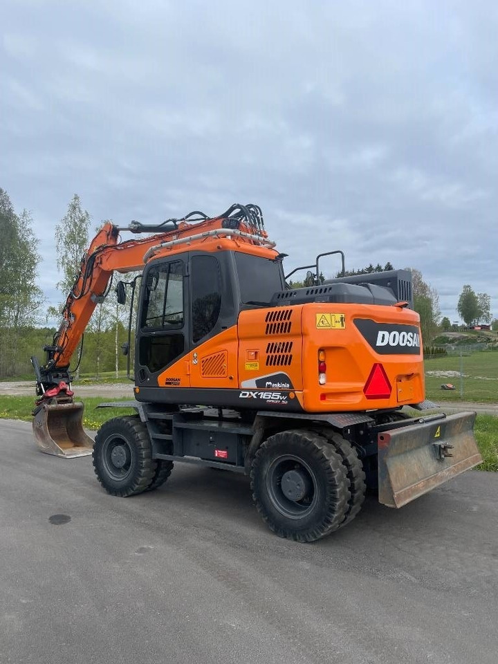 Doosan DX 165 W - 轮式挖掘机:图3 Doosan DX 165 W - 轮式挖掘机:图3