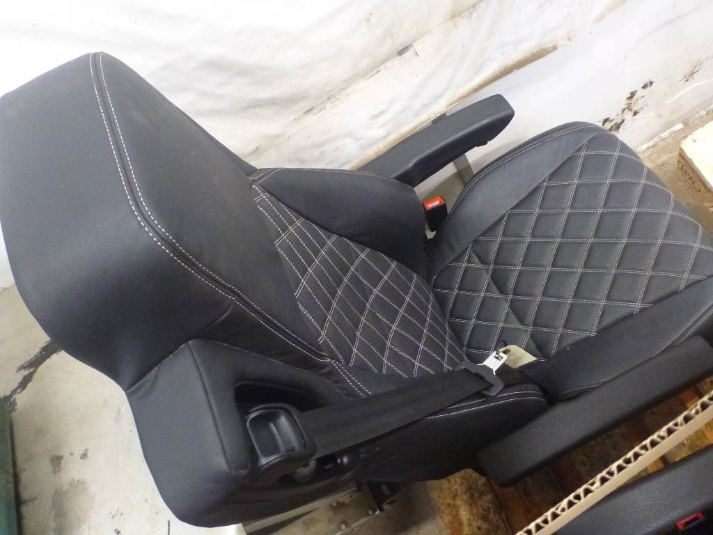 Mercedes-Benz Actros  - 驾驶室 适用于 卡车:图3 Mercedes-Benz Actros  - 驾驶室 适用于 卡车:图3