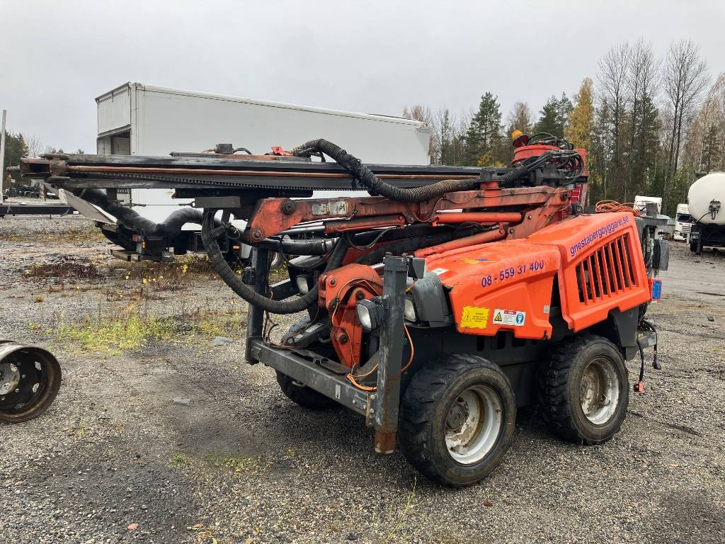 Sandvik Commando DC 125R ONLY FOR SPAREPARTS - 发动机 适用于 建筑机械:图1 Sandvik Commando DC 125R ONLY FOR SPAREPARTS - 发动机 适用于 建筑机械:图1