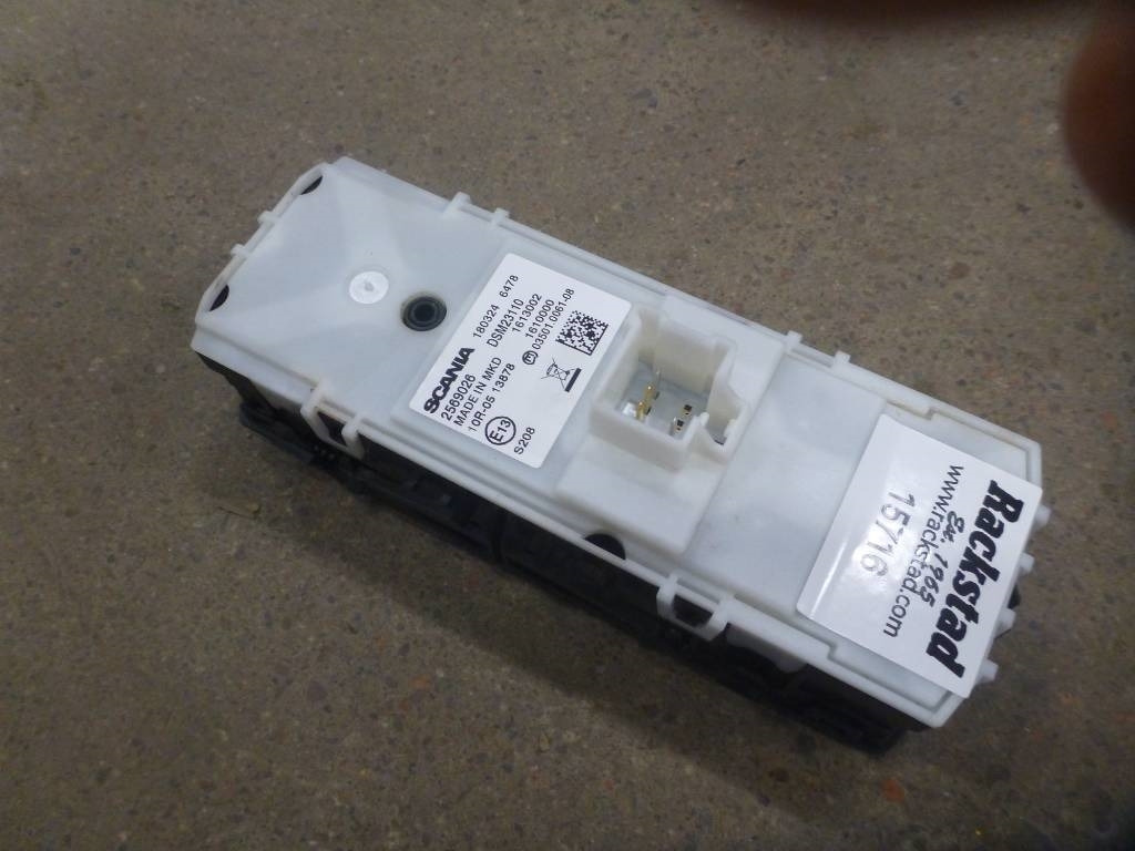 Scania R 650 - 电气系统 适用于 卡车:图2 Scania R 650 - 电气系统 适用于 卡车:图2