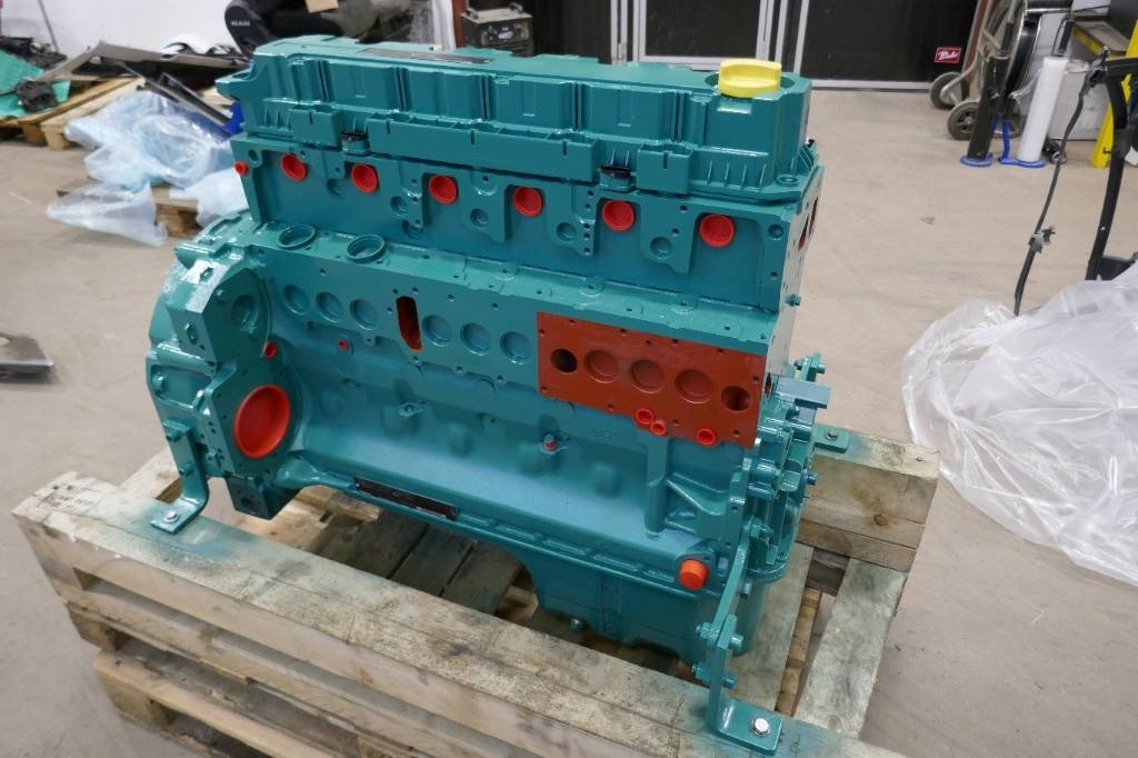 Volvo D6J - 发动机 适用于 建筑机械:图3 Volvo D6J - 发动机 适用于 建筑机械:图3