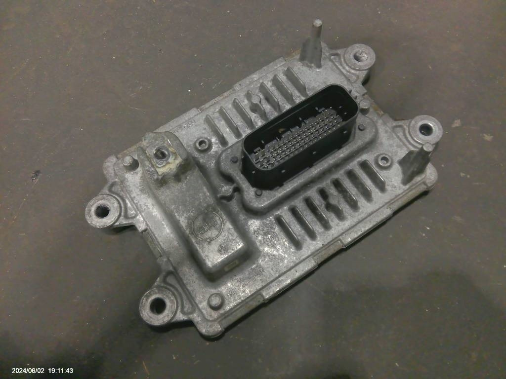 Volvo FH 540 Adblue styrenhet, 22449430 - 电气系统 适用于 卡车:图1 Volvo FH 540 Adblue styrenhet, 22449430 - 电气系统 适用于 卡车:图1