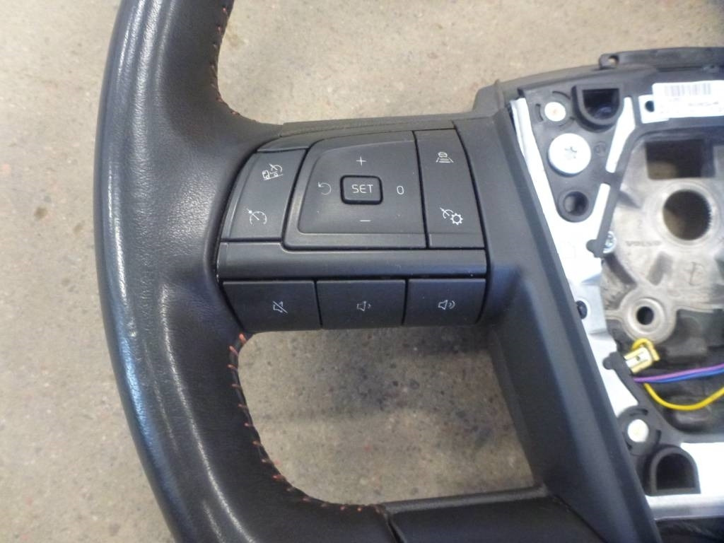 Volvo FH ratt, 82380308 - 驾驶室 适用于 卡车:图3 Volvo FH ratt, 82380308 - 驾驶室 适用于 卡车:图3