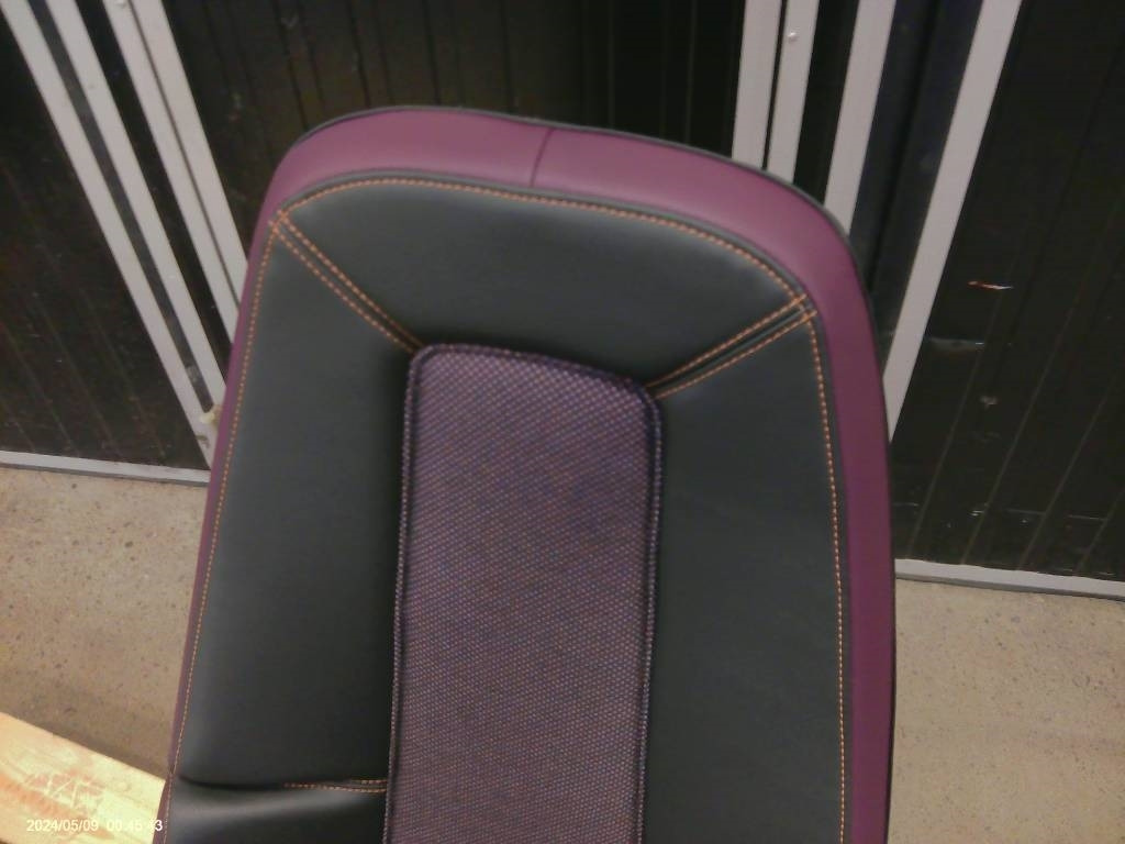 Volvo FM passagerarstol, 23766362 - 驾驶室 适用于 卡车:图2 Volvo FM passagerarstol, 23766362 - 驾驶室 适用于 卡车:图2