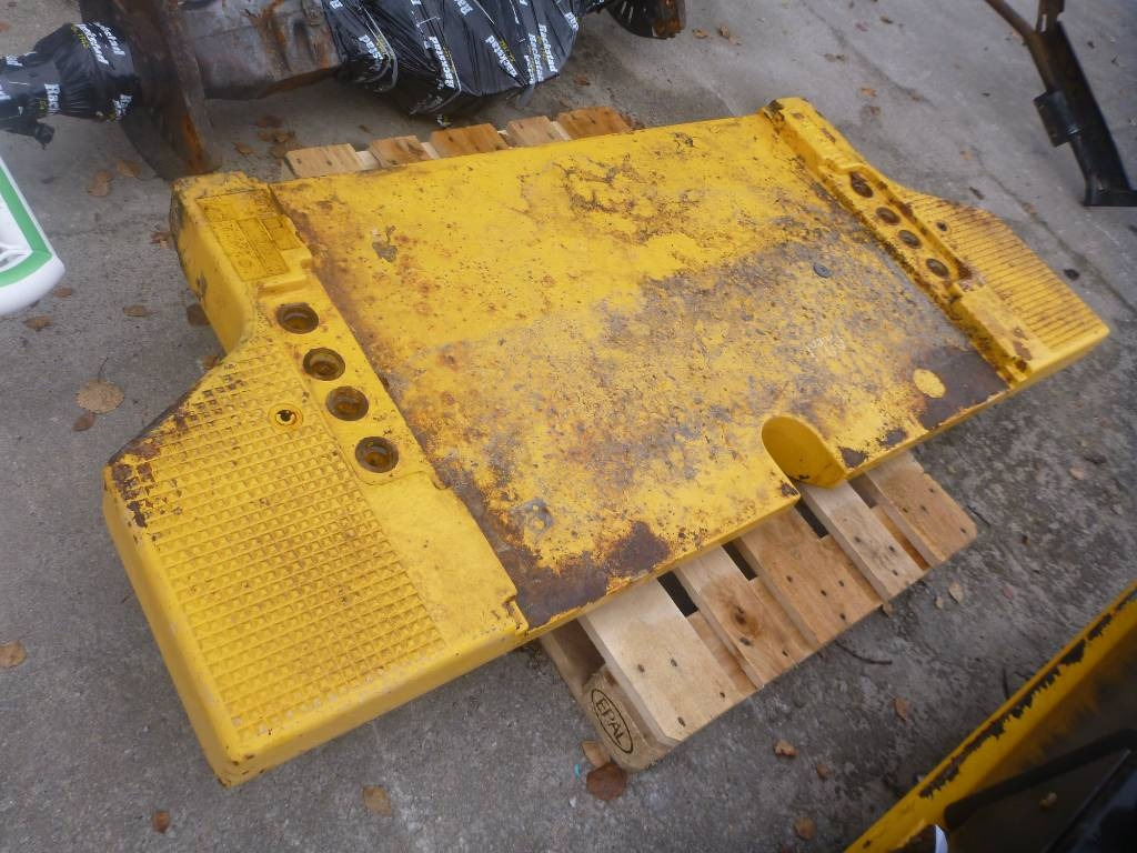 Volvo L 180 H extra motvikt, voe11154152 - 框架/ 底盘 适用于 建筑机械:图1 Volvo L 180 H extra motvikt, voe11154152 - 框架/ 底盘 适用于 建筑机械:图1