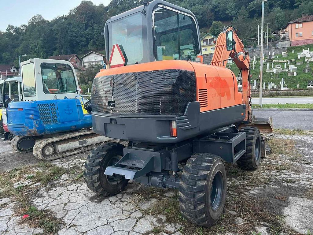 Doosan S55W-V Plus, 4800hours - 轮式挖掘机:图4 Doosan S55W-V Plus, 4800hours - 轮式挖掘机:图4