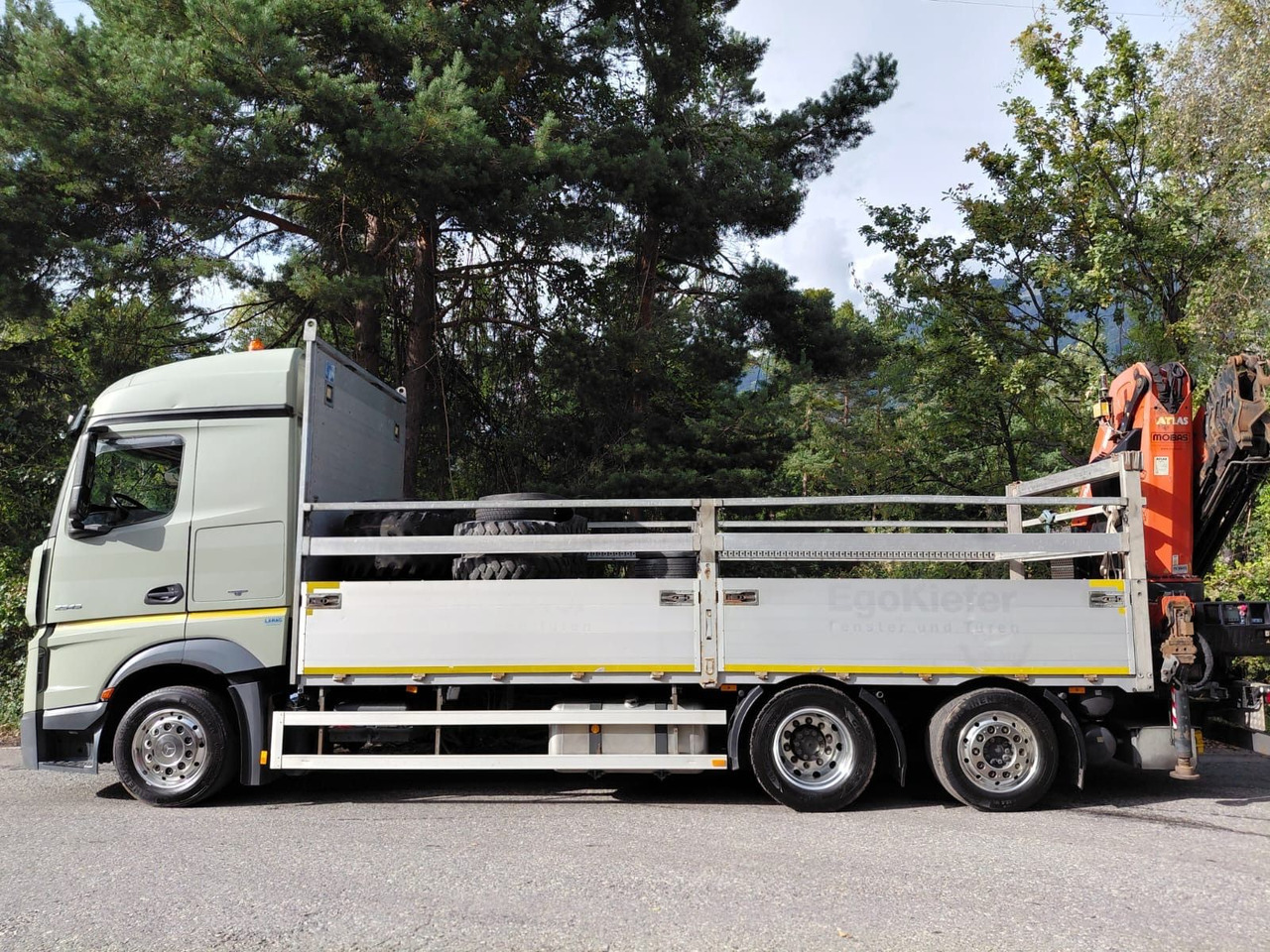 Mercedes-Benz Actros 2545 6x2, E6, Retarder, Effer 265/6S - 起重车:图3 Mercedes-Benz Actros 2545 6x2, E6, Retarder, Effer 265/6S - 起重车:图3
