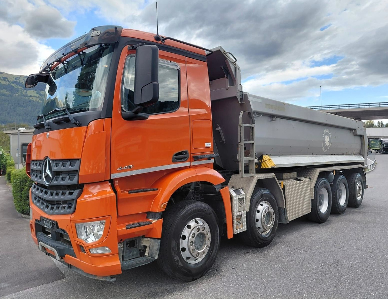 Mercedes-Benz Arocs 4451 10x4, E6, Meiller Dumper, Retarder - 翻斗车:图1 Mercedes-Benz Arocs 4451 10x4, E6, Meiller Dumper, Retarder - 翻斗车:图1