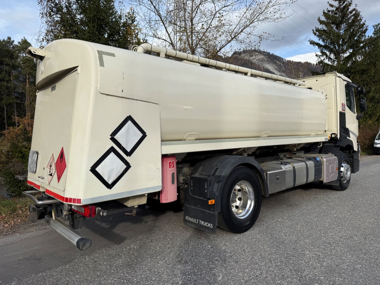 Renault C460 4x2, Euro 6,ADR,Diesel Benzin,Rohr Anhaeger Renault C460 4x2, Euro 6c, ADR, Diesel Benzin - 罐车:图4 Renault C460 4x2, Euro 6,ADR,Diesel Benzin,Rohr Anhaeger Renault C460 4x2, Euro 6c, ADR, Diesel Benzin - 罐车:图4
