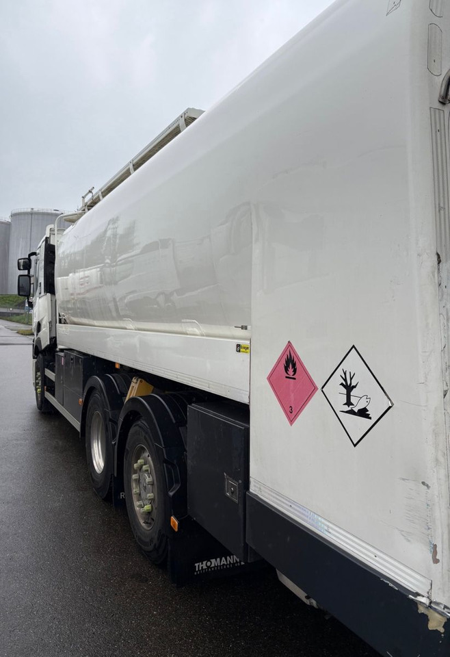 Renault T460 6x2, E6, ADR, Diesel/Benzin, Schwarzmueller - 罐车:图3 Renault T460 6x2, E6, ADR, Diesel/Benzin, Schwarzmueller - 罐车:图3