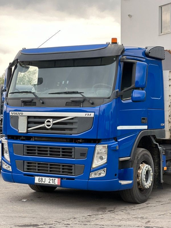 Volvo FM 460 6x2, E5, L:7200mm - 栏板式/ 平板卡车:图3 Volvo FM 460 6x2, E5, L:7200mm - 栏板式/ 平板卡车:图3