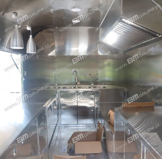 AIR STREAM ! - Imbissanhänger ! Verkaufsanhänger, - Food Truck Imbiswagen , EDELSTAL ! 3,8 M - 自动售货拖车:图4 AIR STREAM ! - Imbissanhänger ! Verkaufsanhänger, - Food Truck Imbiswagen , EDELSTAL ! 3,8 M - 自动售货拖车:图4