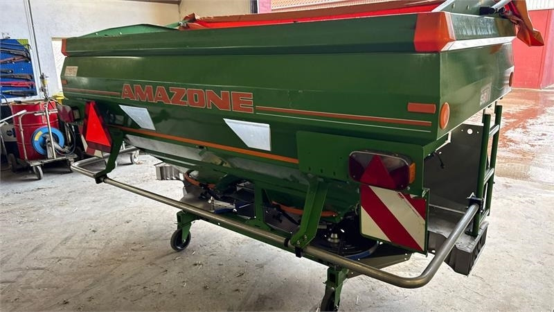 Amazone ZAM 3000 Z-AM 3000 Ultra - 撒肥机:图5 Amazone ZAM 3000 Z-AM 3000 Ultra - 撒肥机:图5