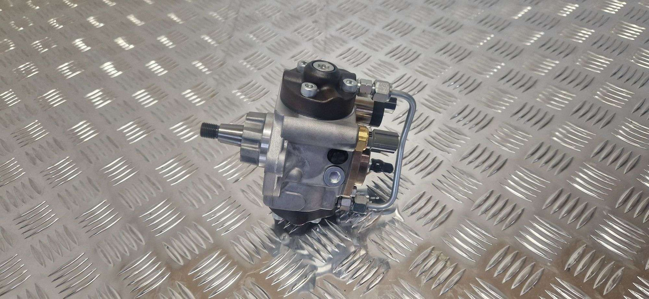 Injection Pump Hitachi Zx130-3 Isuzu 4JJ1 - 发动机及其零件 适用于 建筑机械:图1 Injection Pump Hitachi Zx130-3 Isuzu 4JJ1 - 发动机及其零件 适用于 建筑机械:图1