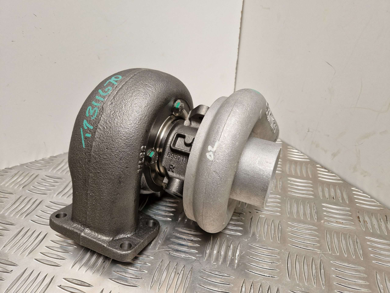 Sisu 620 Turbo 02/950476 DSRAG BorgWarner manufactured - 发动机及其零件 适用于 建筑机械:图2 Sisu 620 Turbo 02/950476 DSRAG BorgWarner manufactured - 发动机及其零件 适用于 建筑机械:图2