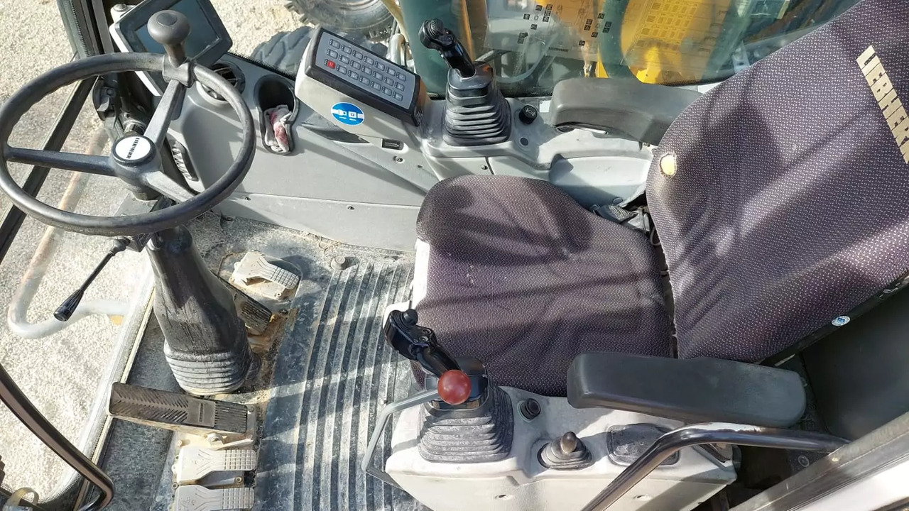 2013 Liebherr A 916 Litronic - 轮式挖掘机:图5 2013 Liebherr A 916 Litronic - 轮式挖掘机:图5