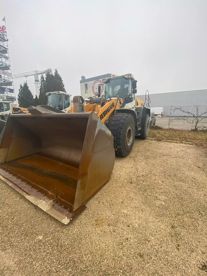 2017 Liebherr L 580 - 轮式装载机:图1 2017 Liebherr L 580 - 轮式装载机:图1