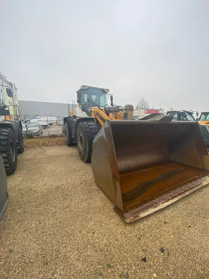 2017 Liebherr L 580 - 轮式装载机:图2 2017 Liebherr L 580 - 轮式装载机:图2