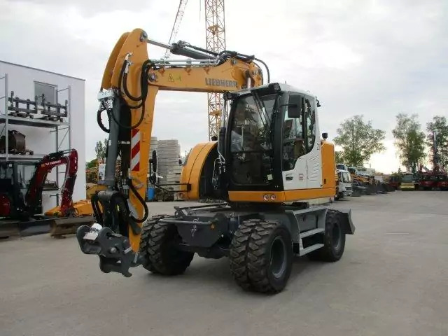 2023 Liebherr A 913 Compact G6.0-D Litronic - 轮式挖掘机:图1 2023 Liebherr A 913 Compact G6.0-D Litronic - 轮式挖掘机:图1
