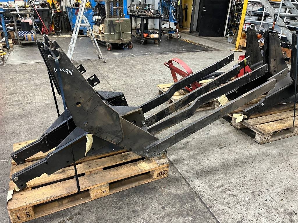 Lastarfäste Trima till Ursus Zetor - 牵引车前端装载机:图1 Lastarfäste Trima till Ursus Zetor - 牵引车前端装载机:图1