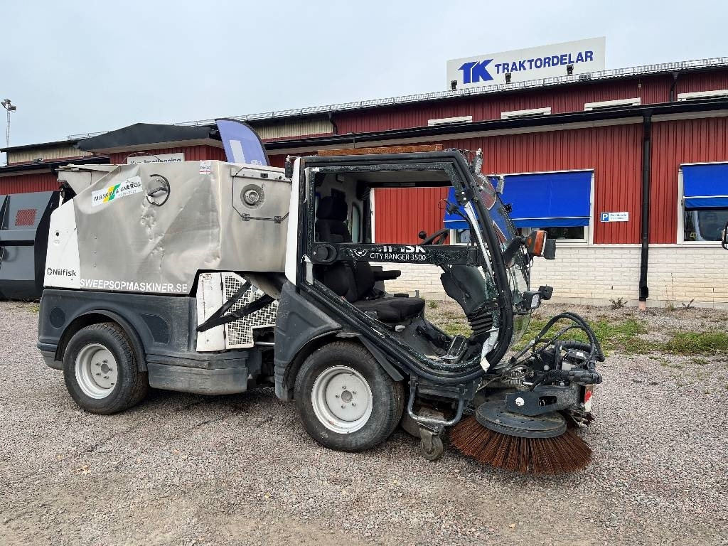 Nilfisk 3500 City Ranger Dismantled: only spare parts - 道路清扫机:图4 Nilfisk 3500 City Ranger Dismantled: only spare parts - 道路清扫机:图4