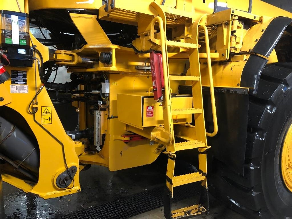 Volvo L 350 F Dismantled for parts - 轮式装载机:图4 Volvo L 350 F Dismantled for parts - 轮式装载机:图4