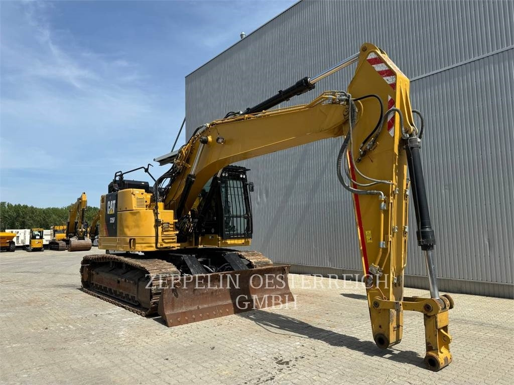 CAT 335FLCR - 履带式挖掘机:图2 CAT 335FLCR - 履带式挖掘机:图2