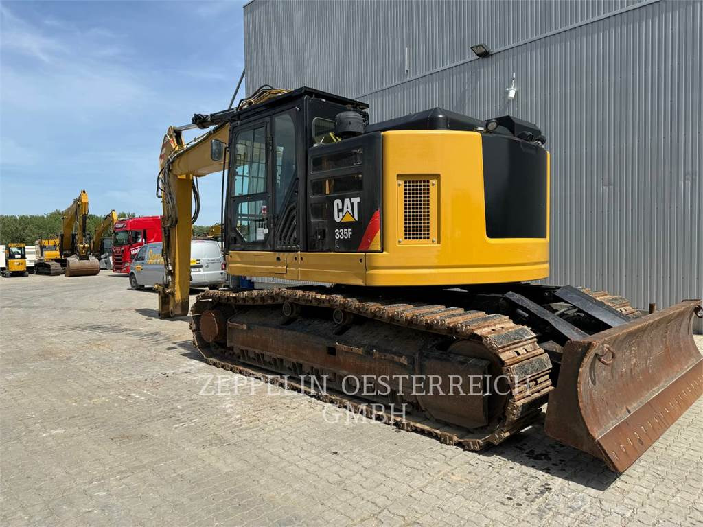 CAT 335FLCR - 履带式挖掘机:图4 CAT 335FLCR - 履带式挖掘机:图4