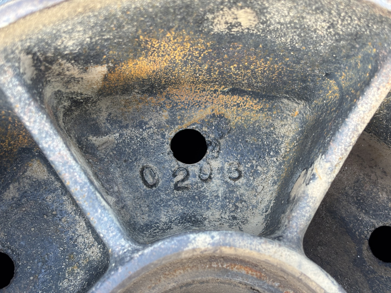 CASE STEIGER Koło gąsienicy Quadtrac 87438307, 48065298, 304169A2, 304213A1, 87309812 - 轨道 适用于 建筑机械:图2 CASE STEIGER Koło gąsienicy Quadtrac 87438307, 48065298, 304169A2, 304213A1, 87309812 - 轨道 适用于 建筑机械:图2